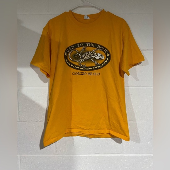 Yellow Graphic T-Shirt large - Picture 1 of 3